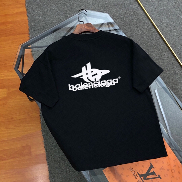 ブランドTシャツ背面デザイン